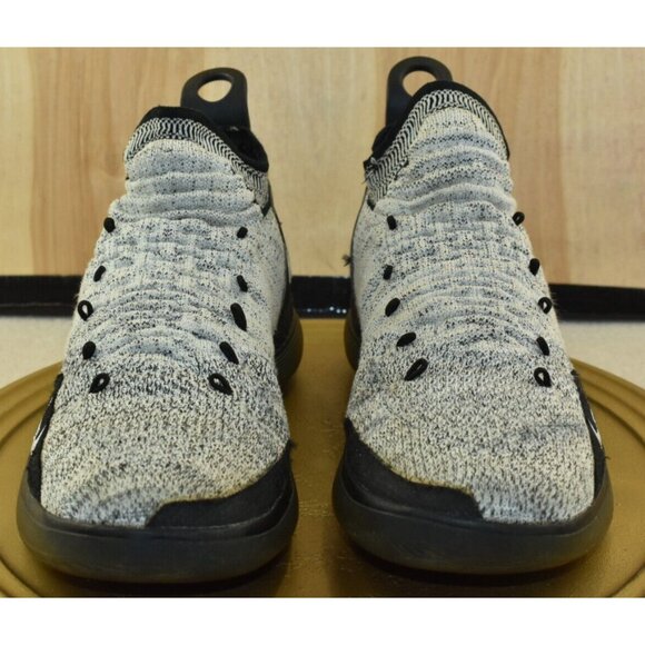 Athletic_Shoes